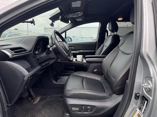 2024 Toyota Sienna XSE 7 Passenger