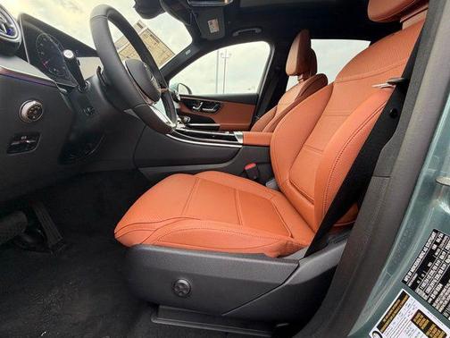 Silver 2027 Mercedes-Benz GLC 300 4MATIC