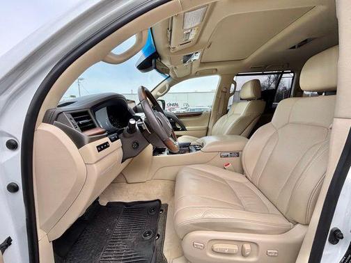 White Pearl 2018 Lexus LX 570 Base