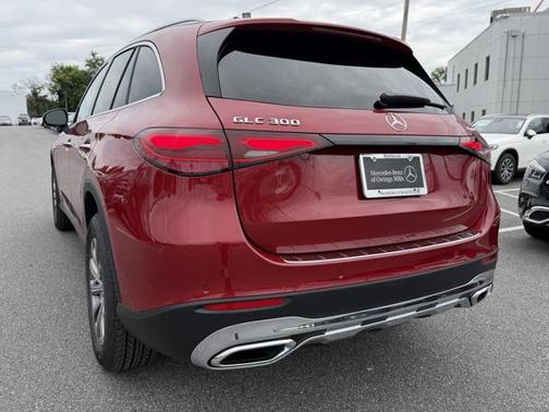 2026 Mercedes-Benz GLC 300 4MATIC