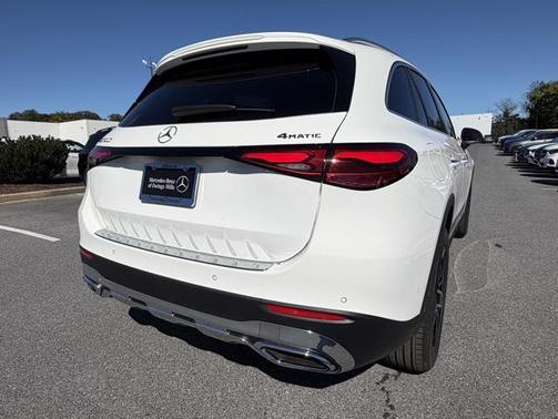 2026 Mercedes-Benz GLC 300 4MATIC