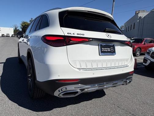 2026 Mercedes-Benz GLC 300 4MATIC