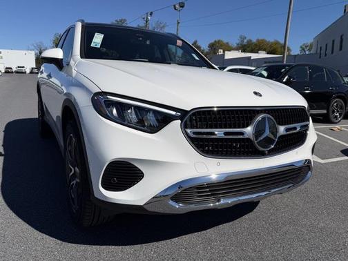 2026 Mercedes-Benz GLC 300 4MATIC