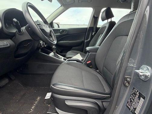 2023 Hyundai VENUE Limited