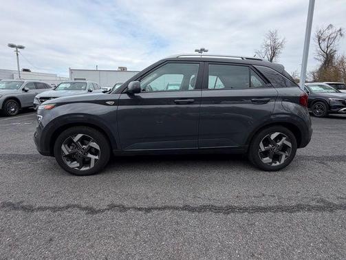 2023 Hyundai VENUE Limited