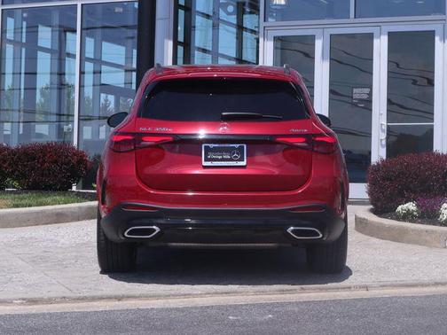 MANUFAKTUR Patagonia Red Metallic 2025 Mercedes-Benz GLC 350e Base