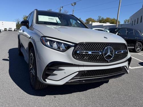 2026 Mercedes-Benz GLC 300 4MATIC