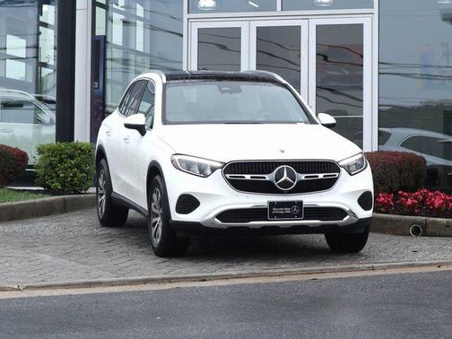 2025 Mercedes-Benz GLC 300 4MATIC