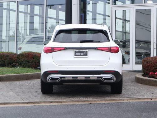 2025 Mercedes-Benz GLC 300 4MATIC