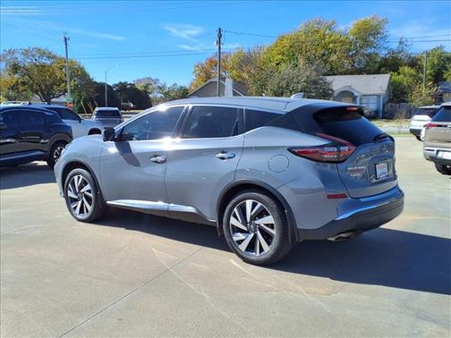 2023 Nissan Murano SL FWD