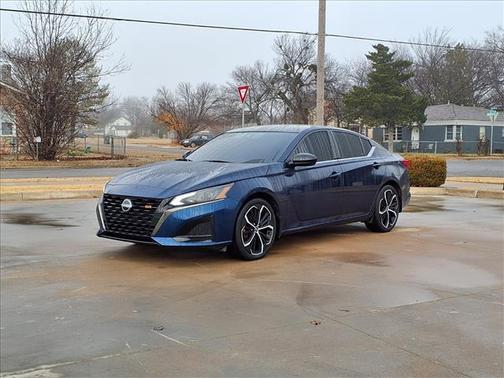 2024 Nissan Altima SR FWD