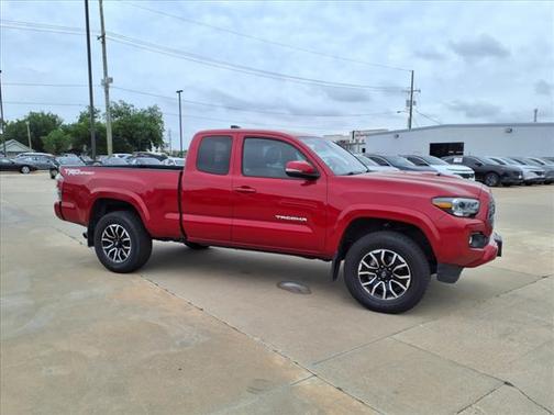 2022 Toyota Tacoma TRD Sport