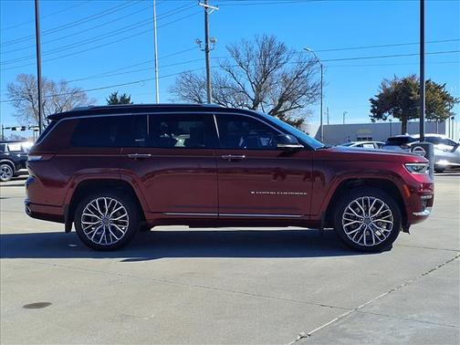2022 Jeep Grand Cherokee L Summit Reserve