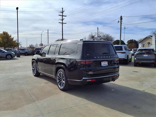 2023 Jeep Wagoneer L Series III 4x4