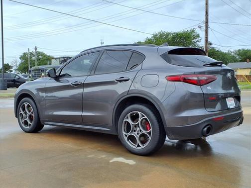 2022 Alfa Romeo Stelvio Sprint