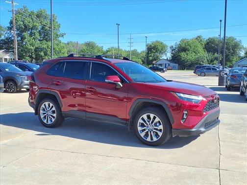 2024 Toyota RAV4 XLE Premium