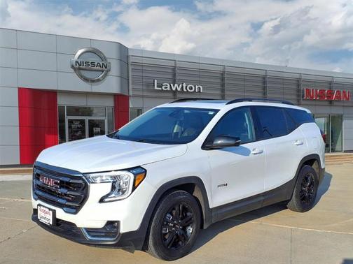2023 GMC Terrain AWD AT4