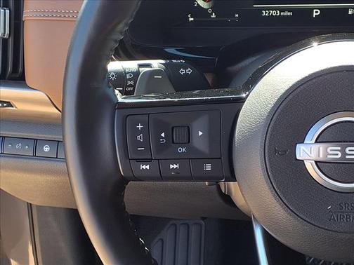 2023 Nissan Pathfinder Platinum FWD