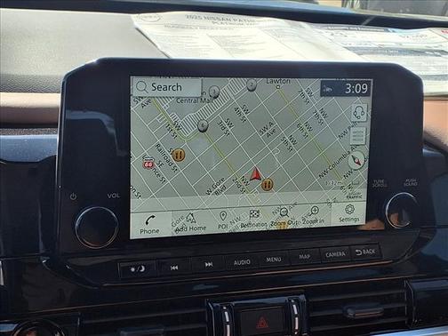 2025 Nissan Pathfinder Platinum FWD