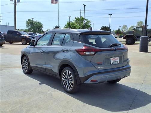 2024 Nissan Kicks SV