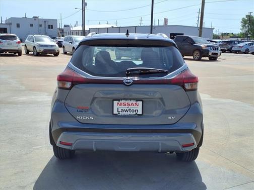 2024 Nissan Kicks SV