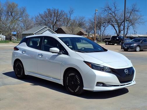 2023 Nissan Leaf SV PLUS 60 kWh