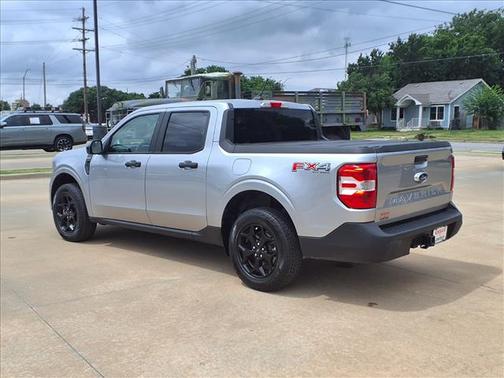 Iconic Silver Metallic 2024 Ford Maverick XLT