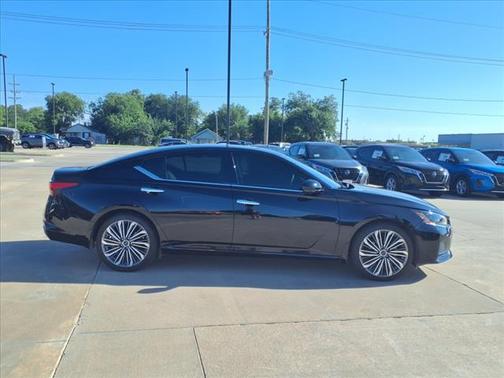 2024 Nissan Altima 2.5 SL