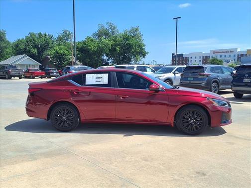 Scarlet Ember Tintcoat 2026 Nissan Altima 2.5 SV