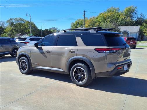 2024 Nissan Pathfinder Rock Creek 4WD