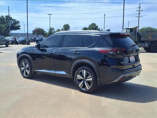 Super Black 2023 Nissan Rogue SL