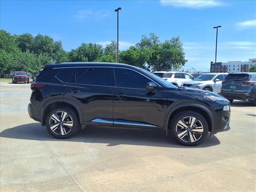 Super Black 2023 Nissan Rogue SL