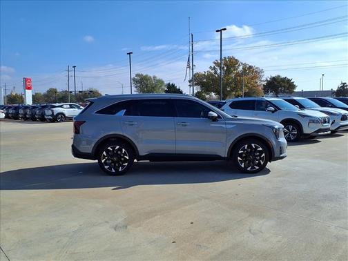 2025 Kia Sorento EX