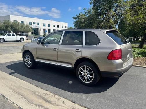 Beige 2004 Porsche Cayenne Cayenne