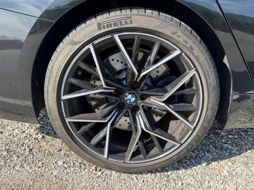 2022 BMW M8 Gran Coupe i