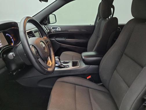 2018 Jeep Grand Cherokee Laredo for sale in Jacksonville, FL - image 17