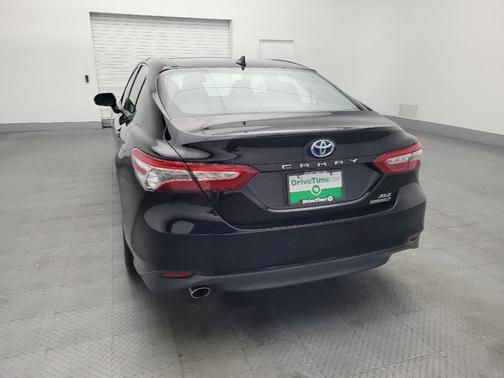2019 Toyota Camry Hybrid XLE