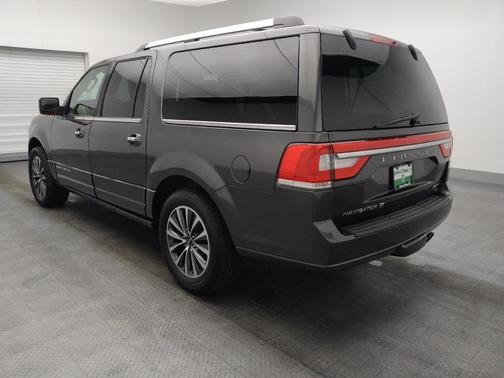 2016 Lincoln Navigator Select