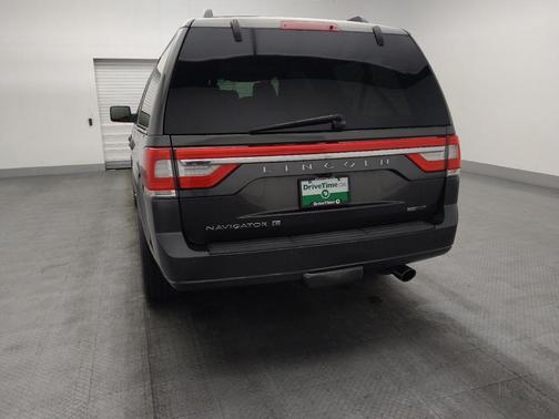 2016 Lincoln Navigator Select