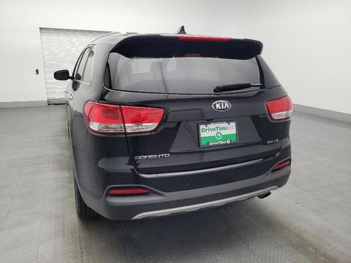 2017 Kia Sorento EX