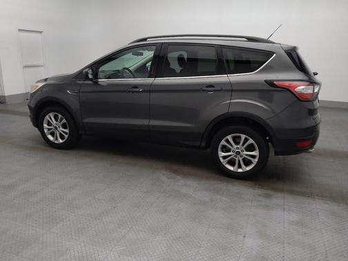 Ingot Silver Metallic 2018 Ford Escape SE