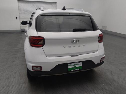 2021 Hyundai VENUE SEL