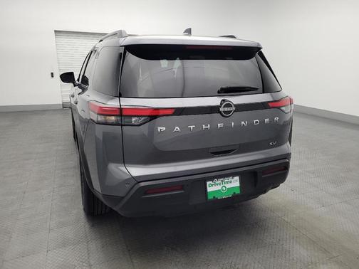 2023 Nissan Pathfinder SV FWD
