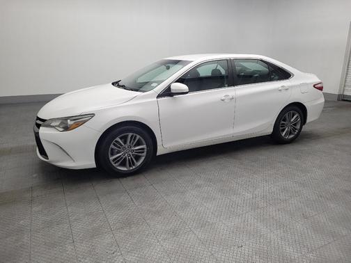 2016 Toyota Camry SE