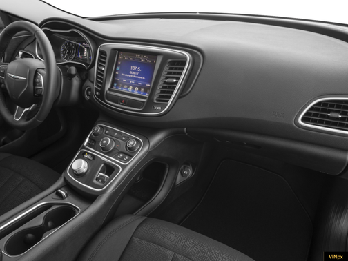 2017 Chrysler 200 Limited