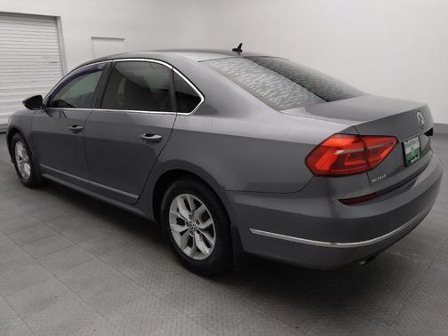2016 Volkswagen Passat 1.8T S