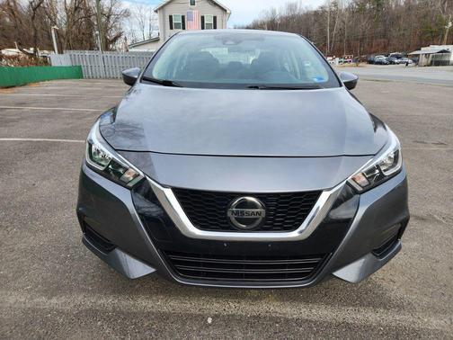 2021 Nissan Versa 1.6 SV