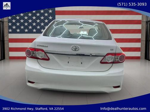 Super White 2012 Toyota Corolla LE