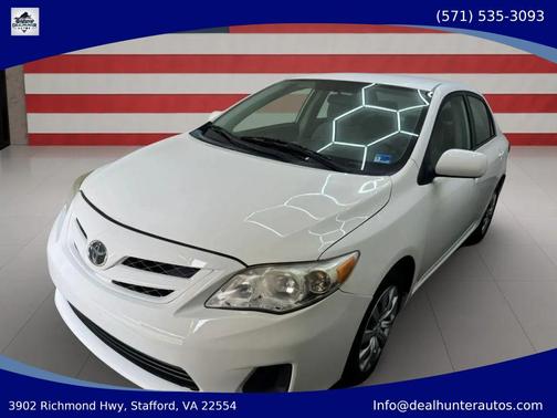 Super White 2012 Toyota Corolla LE