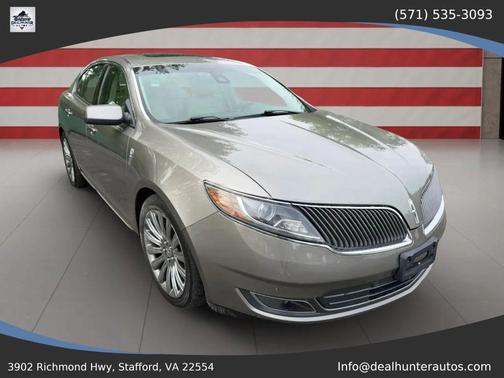 Luxe 2016 Lincoln MKS Base